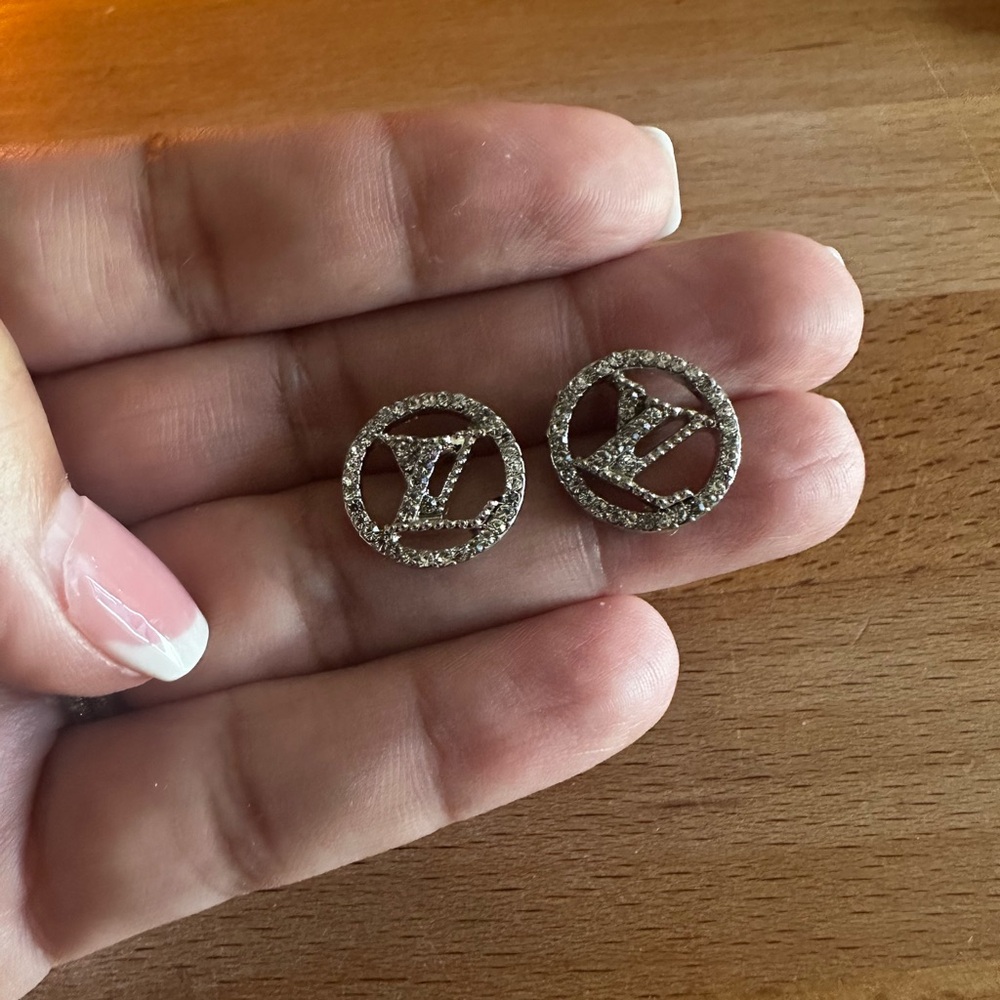 Rhinestone earrings